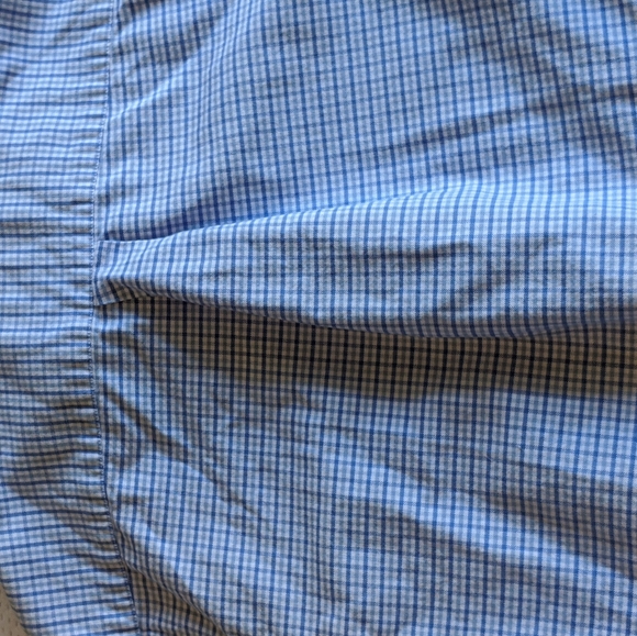 Vineyard Vines Boys Size Large (16) Button Down - Picture 5 of 8